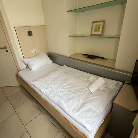 Hotel Pfaelzer Hof Enkenbach-Alsenborn Kültér fotó
